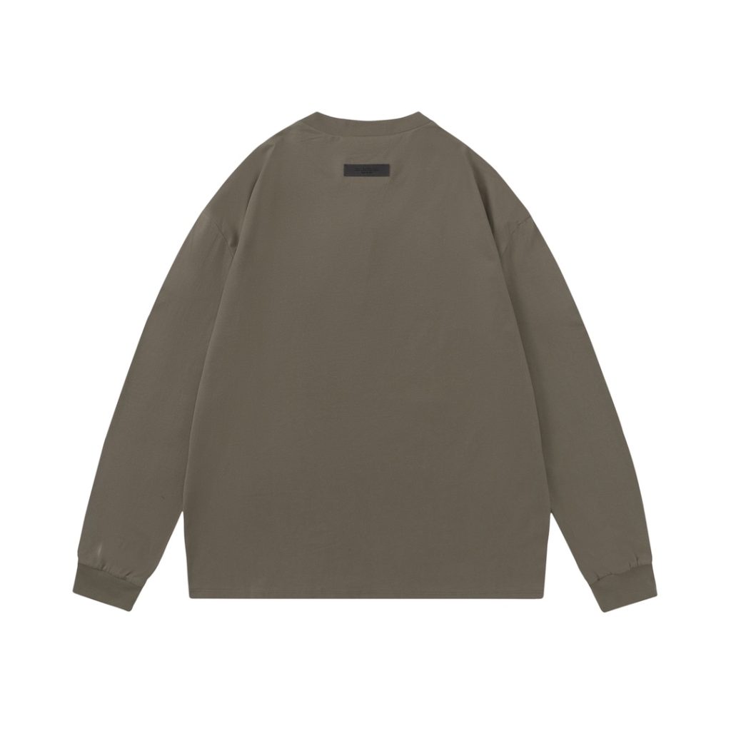 Essentials O’Neck Sweatshirt