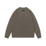 Essentials O’Neck Sweatshirt